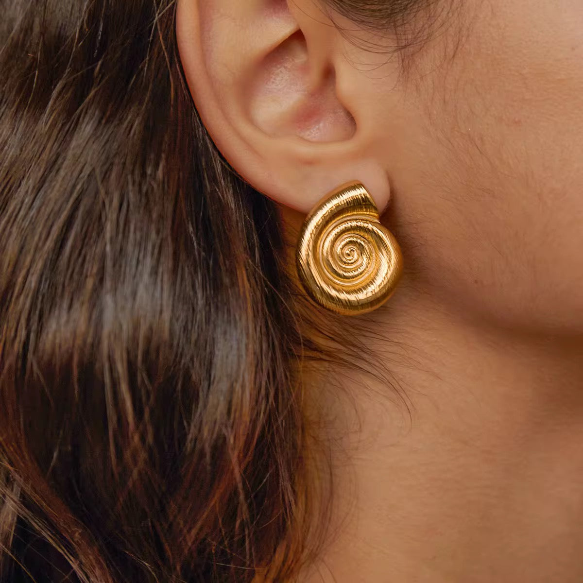 Spiral Vintage Chunky Stud Earrings 18K Gold Plated Stainless Steel