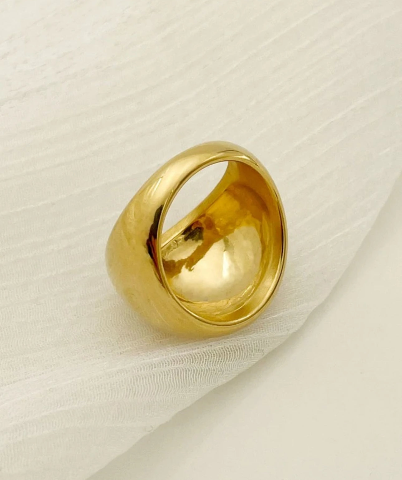 Dome-Shaped Ring - 18K Gold Plated Stainless Steel