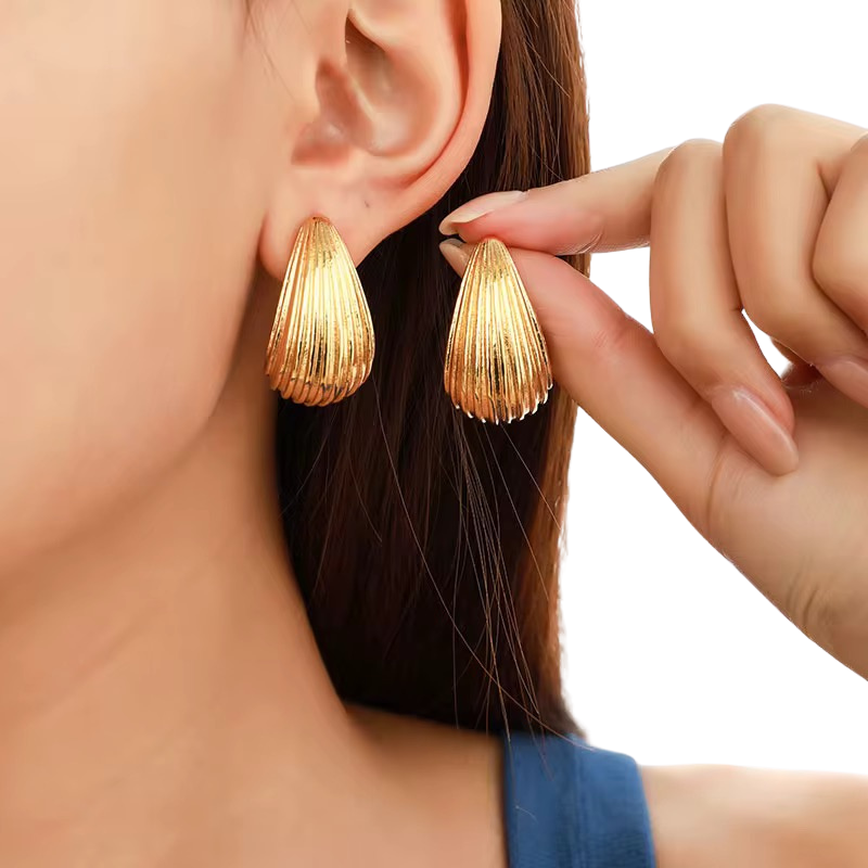 Stripped Water Drop Earrings 18K Gold Plated Stainless Steel