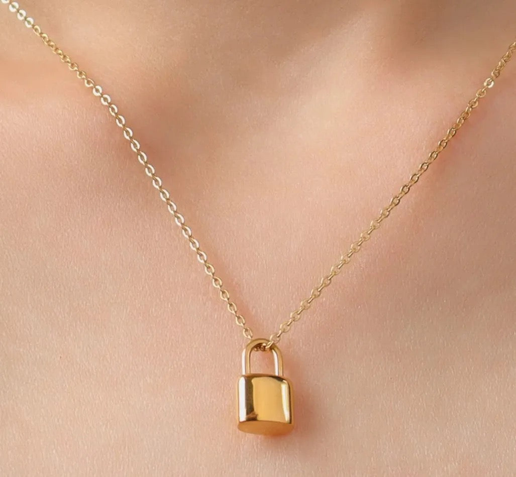 Lock Pendant Necklace 18K Gold Plated Stainless Steel